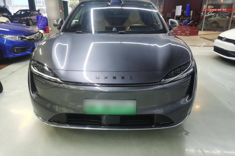 鸿蒙智行 智界R7 2024款 纯电 736km UItra车身外观6001