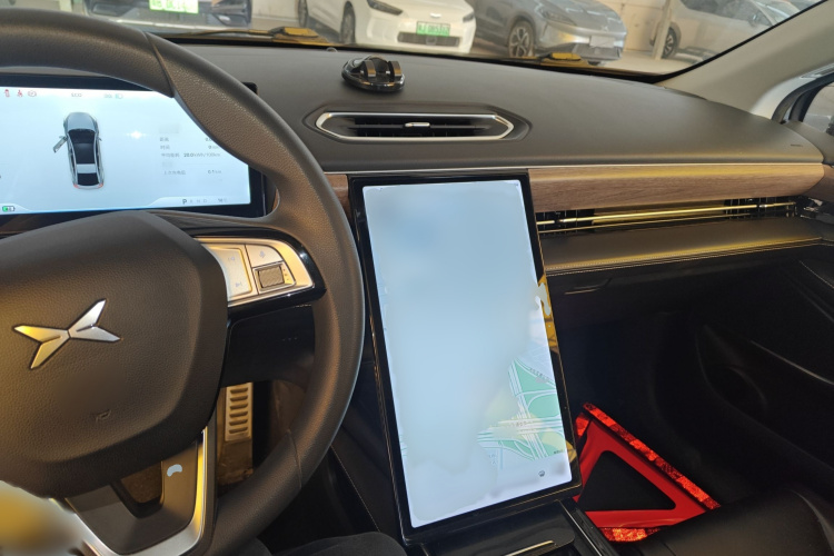 小鹏P5 2022款 460E+中控内饰7002