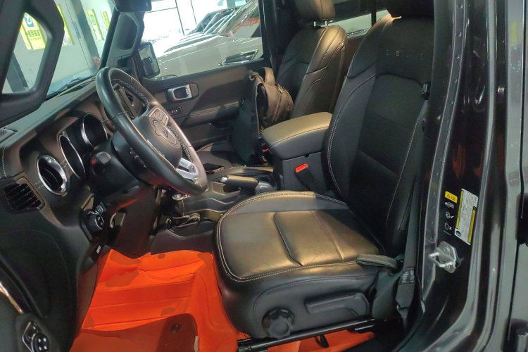 Jeep 角斗士 2022款 3.6L 先行版局部细节19