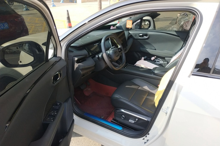 领克06 2025款 Renew 1.5T Halo中控内饰20