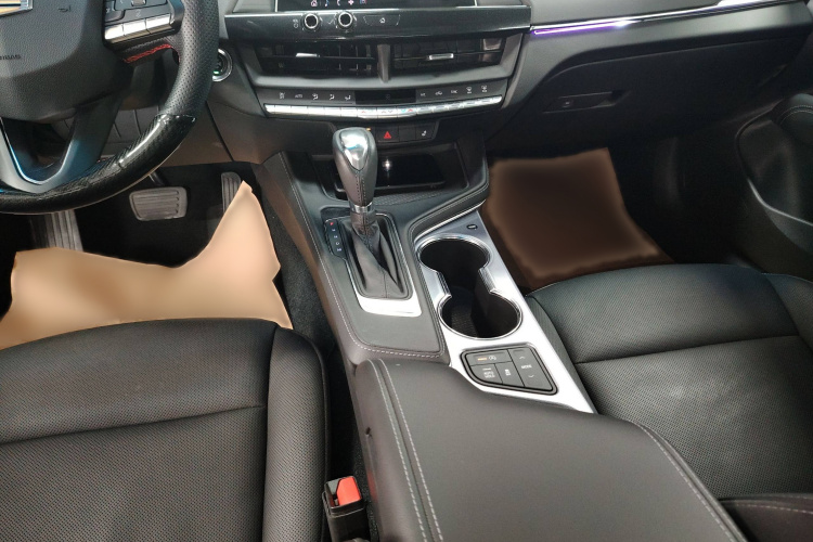 凯迪拉克CT4 2022款 28T 豪华型局部细节18