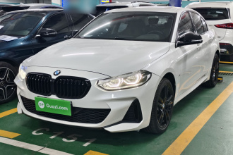 宝马1系 2021款 125i M运动曜夜版