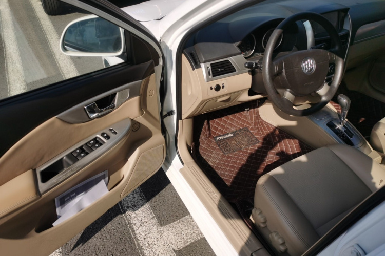 别克 凯越 2013款 1.5L 自动经典型中控内饰7003