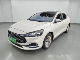 福特 福克斯 2021款 三厢 EcoBoost 180 自动锋潮型