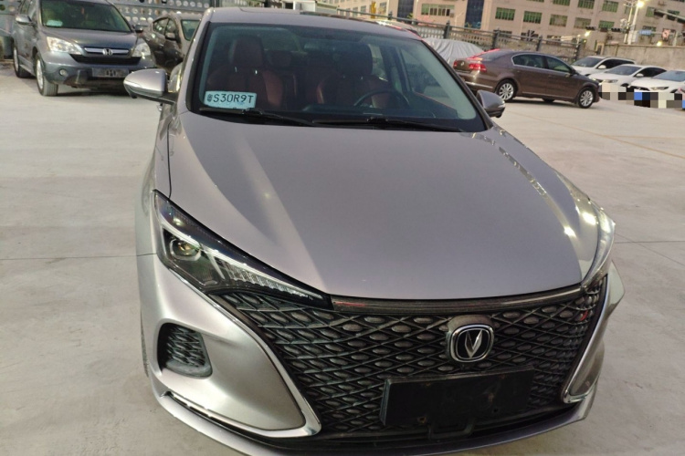 长安 逸动 2020款 PLUS 蓝鲸NE 1.4T GDI DCT旗舰型车身外观6001