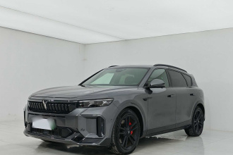 岚图汽车 岚图FREE 2025款 318 259km 四驱探索版