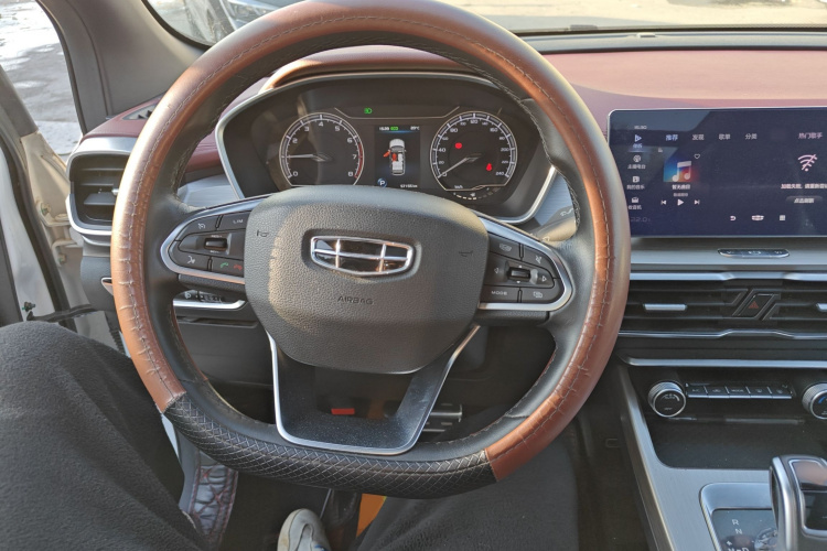 吉利汽车 缤越 2020款 PRO 260T DCT骑士中控内饰13