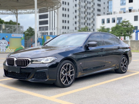 宝马5系 2022款 改款三 530Li 尊享型 M运动套装