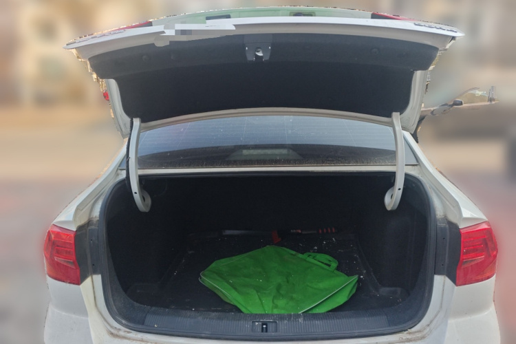 大众 2019款 宝来·传奇 1.5L 手动时尚型 国V局部细节23