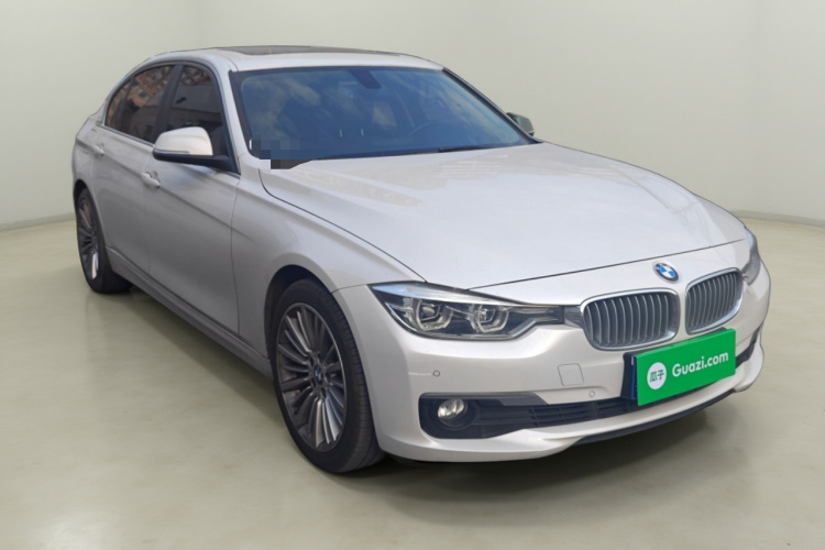 宝马3系 2018款 320Li 时尚型车身外观3