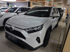 丰田 RAV4荣放 2023款 双擎 2.5L E-CVT四驱精英Plus版