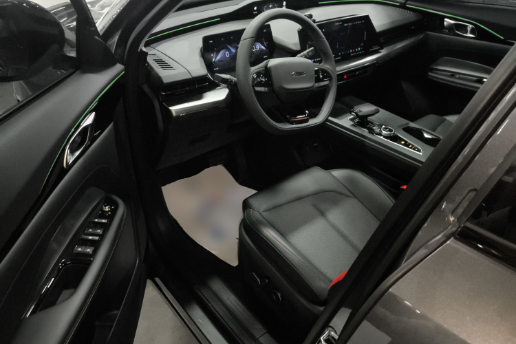 长安欧尚Z6 2022款 蓝鲸 1.5T DCT智领型城市版中控内饰20