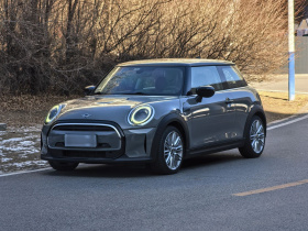 MINI 2022款 1.5T COOPER 经典派