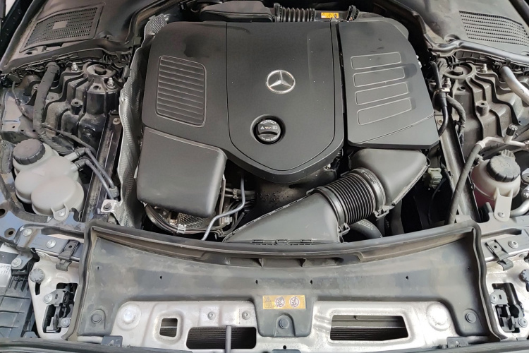 奔驰C级 2023款 改款 C 260 L局部细节24