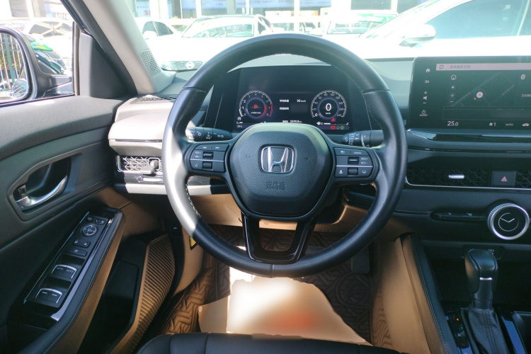 本田 英仕派 2023款 260TURBO 精致版中控内饰13