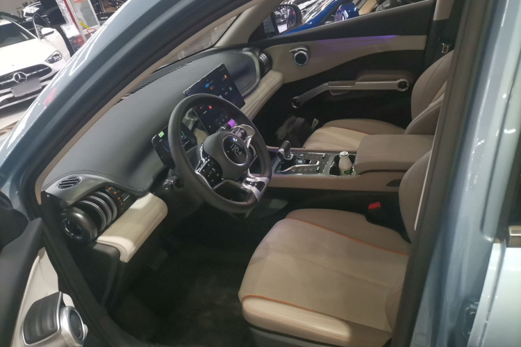 比亚迪 元PLUS 2023款 冠军版 510KM 超越型局部细节19