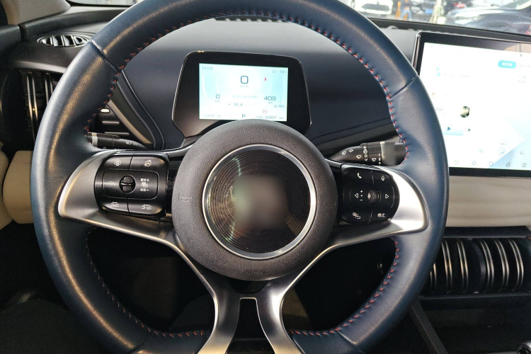 比亚迪 元PLUS 2022款 430KM 尊贵型局部细节13