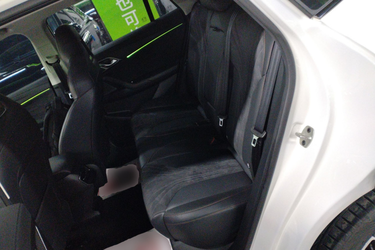 荣威D5X DMH 2024款 135科技版中控内饰21