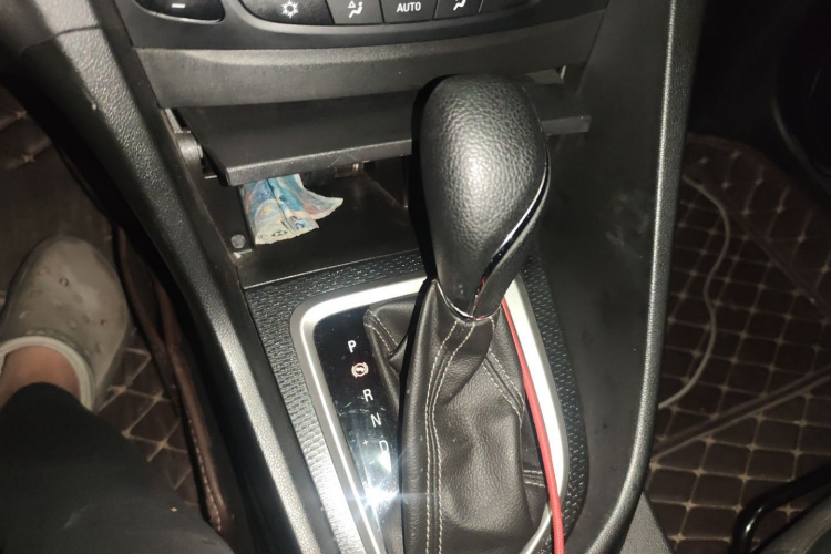 别克 英朗 2019款 18T 自动互联精英型 国VI局部细节18