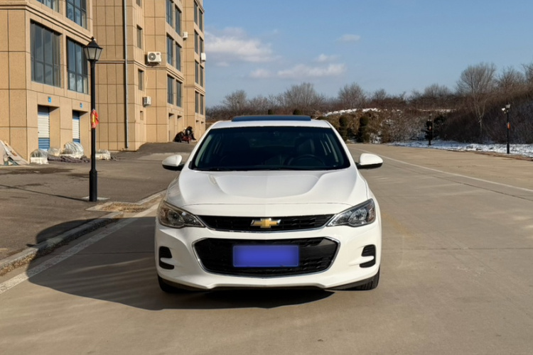 雪佛兰 科沃兹 2019款 320 自动欣享天窗版车身外观6005