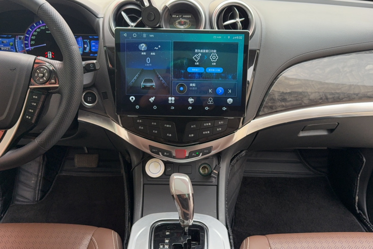 比亚迪S7 2016款 2.0T 自动尊贵型局部细节16