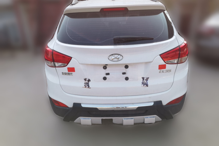 北京现代ix35 2015款 2.0L 自动两驱舒适型 国V车身外观6