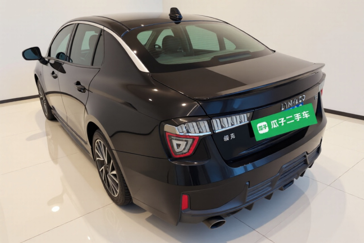 领克03 2022款 1.5TD DCT劲Plus车身外观5