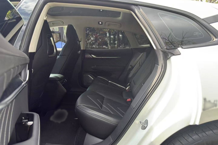 极氪001 2023款 WE版 100kWh中控内饰7007