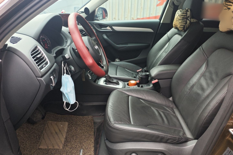 奥迪Q3(进口) 2012款 35 TFSI quattro 舒适型局部细节19