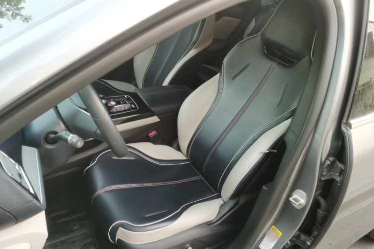 比亚迪 秦PLUS 2021款 DM-i 120KM 旗舰型局部细节19