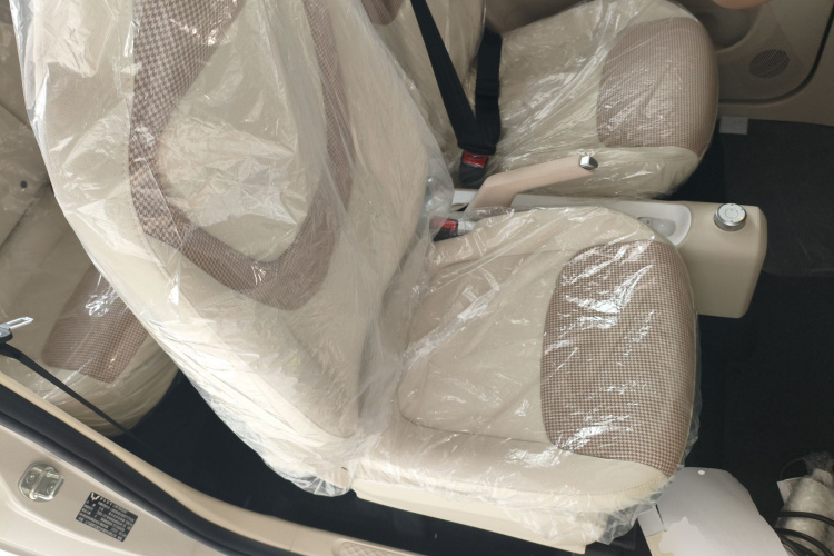 五菱汽车 宏光MINIEV 2024款 第三代 215km 青春版局部细节41