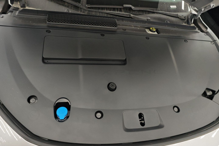 小鹏P7+ 2024款 长续航 Max机舱底盘24