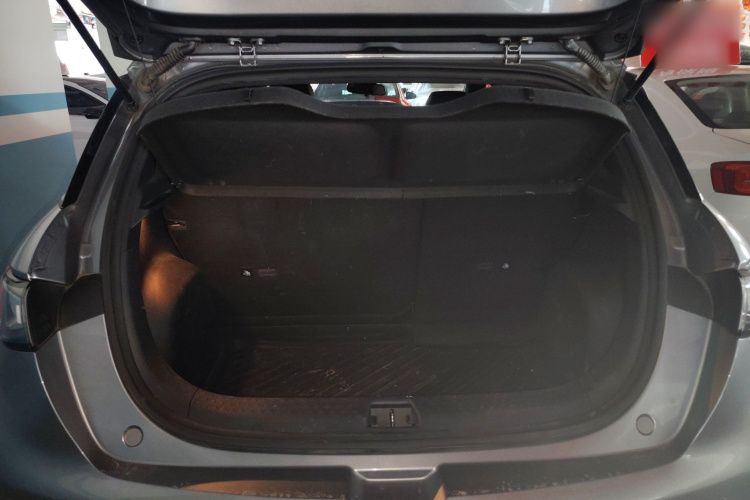 比亚迪 海豚 2023款 420km 时尚版机舱底盘23