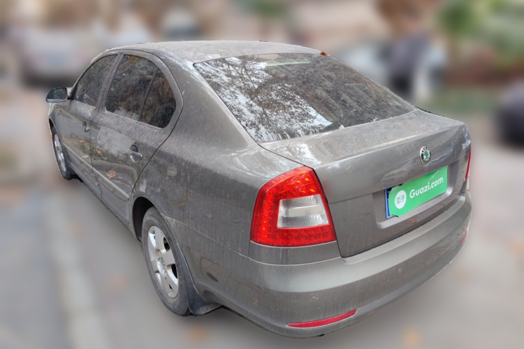 斯柯达 明锐 2012款 1.6L 手动逸俊版车身外观6003