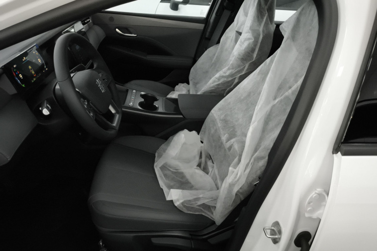 比亚迪 秦PLUS 2025款 DM-i 智驾版 128KM进取型中控内饰19