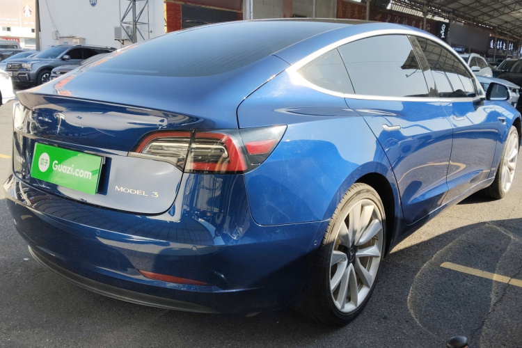 特斯拉 Model 3 2019款 标准续航后驱升级版车身外观7