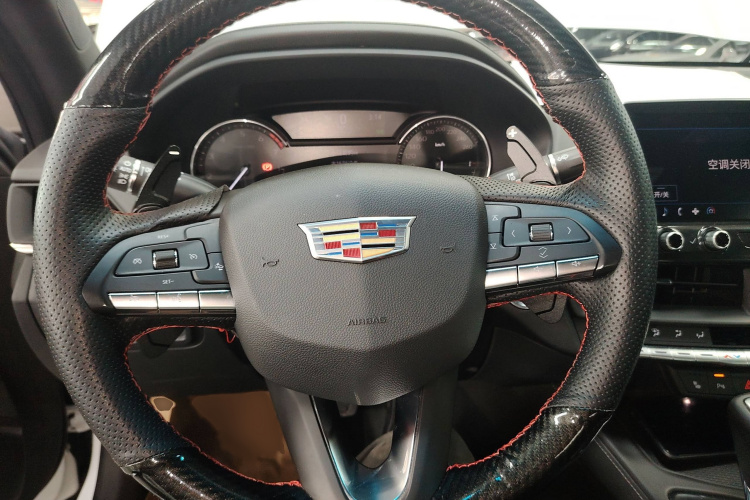 凯迪拉克CT4 2022款 28T 豪华型局部细节13