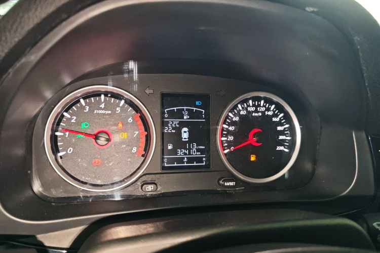 东风风行 风行T5 2022款 盛世款 1.6L 手动筑梦版五座局部细节14