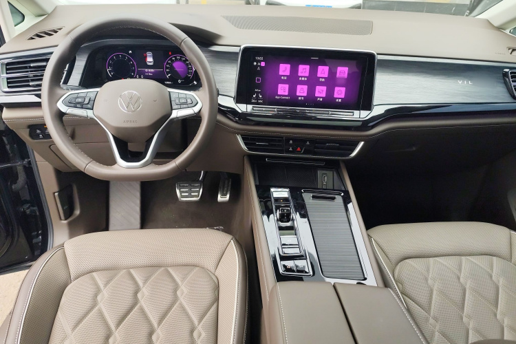 大众 威然 2024款 380TSI 尊贵版中控内饰12