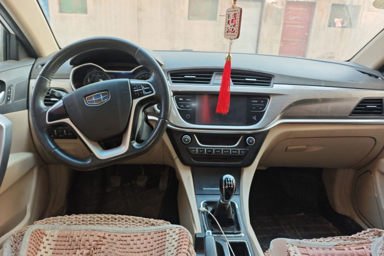 吉利汽车 帝豪 2017款 三厢百万款 1.5L 手动豪华型中控内饰12