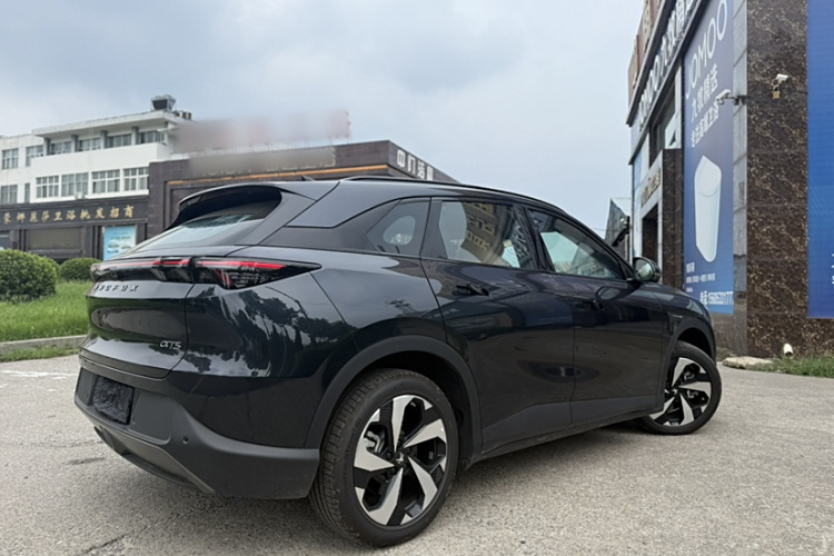 ARCFOX极狐 极狐 阿尔法T5(ARCFOX αT5) 2025款 520 PRO车身外观6003