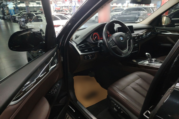 宝马X5(进口) 2017款 xDrive35i 典雅型中控内饰7003