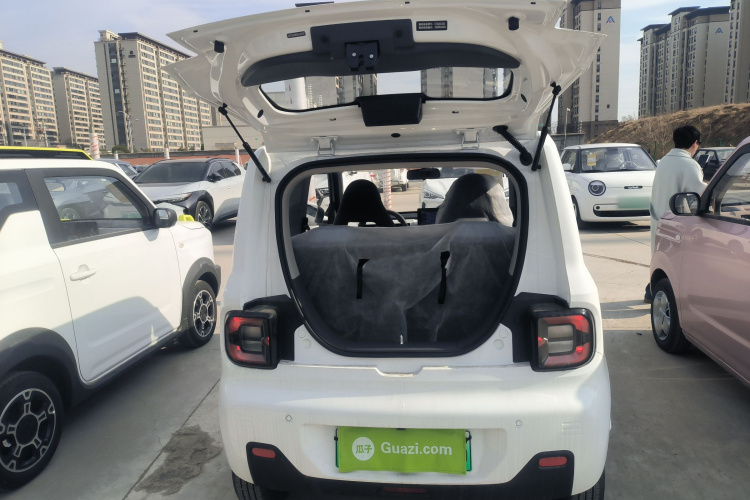 吉利银河 2024款 熊猫mini 200km 耐力熊机舱底盘23