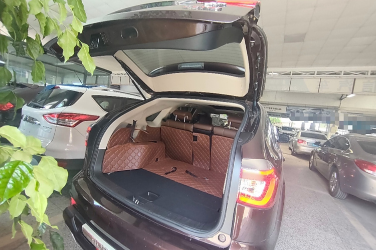 比亚迪S7 2016款 2.0T 自动尊贵型Plus局部细节23