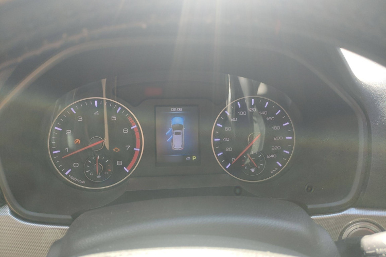 哈弗H6 2018款 红标 运动版 1.5T 自动两驱精英型局部细节14