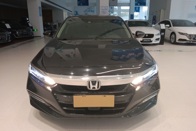 本田 雅阁 2018款 锐·混动 2.0L 锐领版 国VI车身外观2