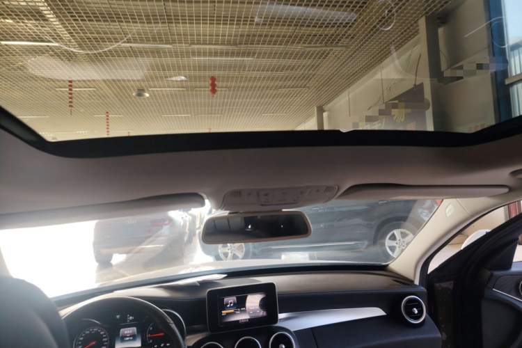 奔驰C级 2015款 C 200 L 运动型中控内饰22