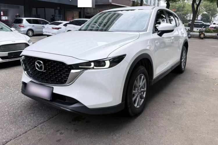 马自达CX-5 2022款 2.0L 自动两驱舒适型车身外观1