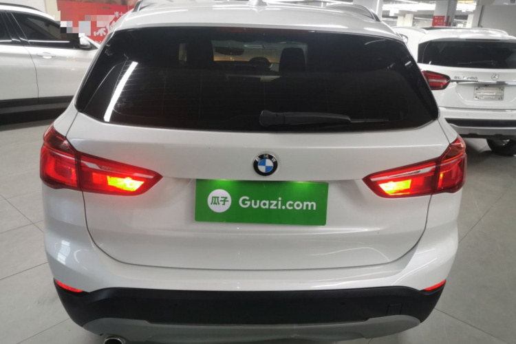 宝马X1 2018款 sDrive18Li 时尚型车身外观6