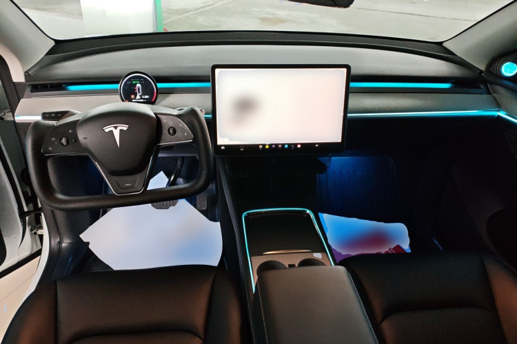 特斯拉 Model Y 2023款 后轮驱动版中控内饰7002